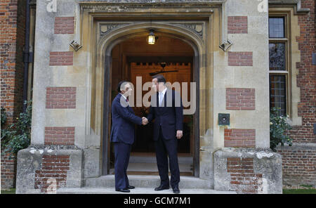 Prime Minister David Cameron, greets Pakistan's President Asif Ali Zardari at Chequers near Princes Risborough. Stock Photo