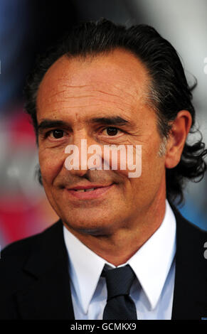 Soccer - International Friendly - Italy v Ivory Coast - Upton Park. Italy's coach Cesare Prandelli before the game Stock Photo