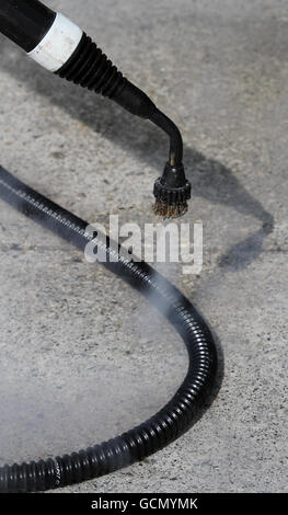 Chewing gum cleaning machine Stock Photo