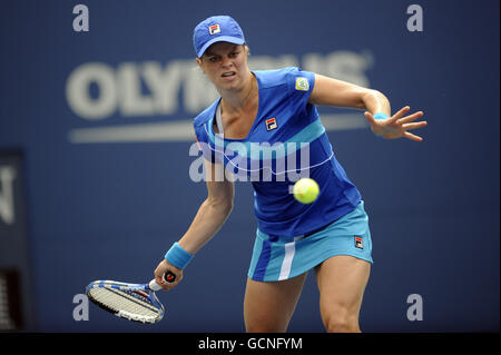 Kim Clijsters in action during her match against Na Li Stock Photo - Alamy