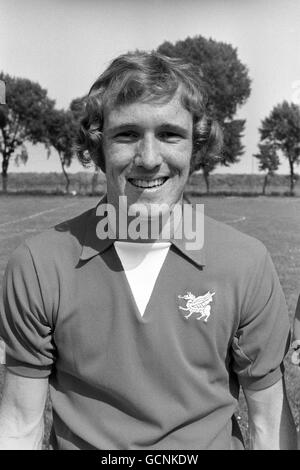 Soccer - Second Division - Leyton Orient FC team photocall - Brisbane ...