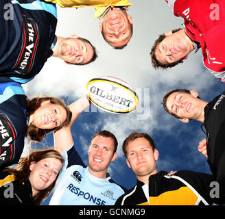 Glasgow Warriors rugby player Alastair Kellock with rugby captains from the women and mens sides from universities based in Glasgow. Pictured to the right Hamish Frost (yellow and black top) from Glasgow University, Arnaud Bastianelli from West of Scotland University, Dan Witko from Strathclyde University, Stewart Magorian from Glasgow University, Bruce Duff from Glasgow Caledonian University, Sarah Bett from Glasgow University and Lynn Acheson from Glasgow University during a media session at Scostoun Sports Campus, Glasgow. Stock Photo