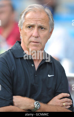 Soccer - French Premiere Division - Montpellier v AS Nancy Lorraine - Stade de la Mosson. Rene Girard, Montpellier manager Stock Photo