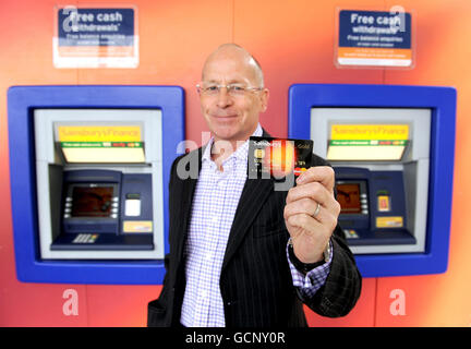 Sainsbury's Finance CEO David Fisher launches the new Gold Credit Card outside the Sainsbury's store on Westfield Road in Edinburgh. Stock Photo
