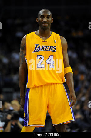 La lakers kobe bryant nba europe live match o2 arena hi-res
