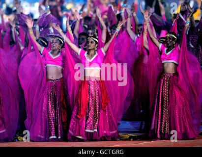 Sport - 2010 Commonwealth Games - Day Eleven - Delhi. Dancers perform during the 2010 Commonwealth Games Closing Ceremony at the Jawaharlal Nehru Stadium in New Delhi, India. Stock Photo