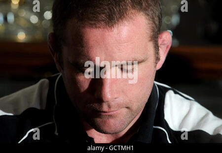 Rugby Union - Phil Vickery Retires - London Wasps Training Ground. Phil Vickery shows emotion as he speaks during a press conference at London Wasps Training Ground in Acton, London. Stock Photo