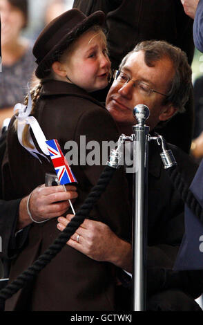 The Queen opens the new KPMG building in London Stock Photo