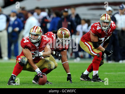 San Francisco 49ers Joe Staley (74) celebrates his 17-yard pass