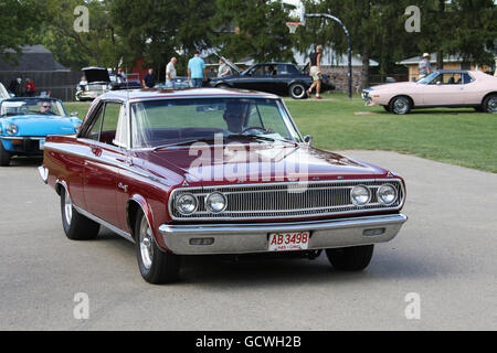 Auto- 1965 Dodge Coronet 500. Beavercreek Popcorn Festival. Beavercreek, Dayton, Ohio, USA. AB3498 Stock Photo