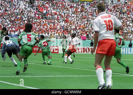 Soccer - World Cup USA 1994 - Group F - Morocco v Netherlands - Citrus Bowl, Orlando Stock Photo