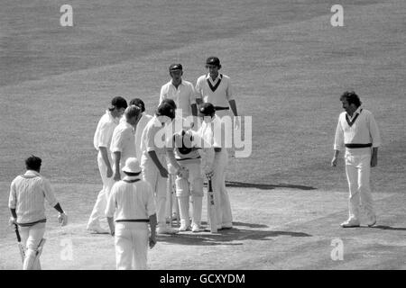 Cricket - Prudential World Cup 1975 (Group A) - England v India - Lord ...