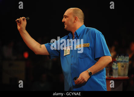England's Gary Robson in action in the Men's Quarter final during the ...