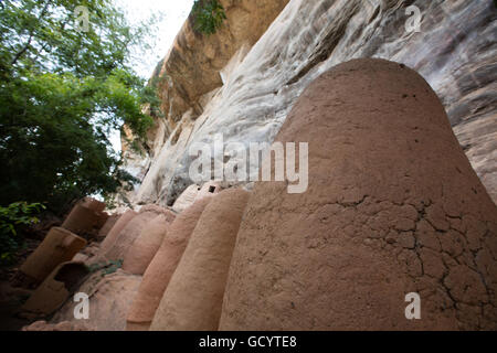 Troglodyte village of Niansogoni (Wara), Burkina Faso Stock Photo