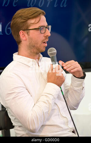 Philip Ellis co-founder of Blaze hi-tech cycling lights at NACUE Panel Discussion on Young Entrepreneurship and Innovation at Hay Festival 2016 Stock Photo