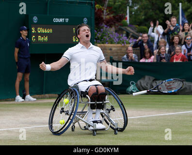 10.07.2016. All England Lawn Tennis and Croquet Club, London, England. The Wimbledon Tennis Championships Day 14. The Final of the Men's Wheelchair Singles between Stefan Olssen (SWE) and Gordon Reid (GBR). Gordon Reid celebrates as he wins the inaugural final in straight sets. Stock Photo