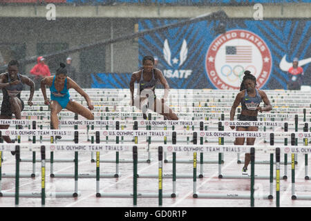Eugene, USA. 8th July, 2016. Women's 100m Hurdles Semi-Finals during a heavy rain storm at the 2016 USATF Olympic Trials at Historic Hayward Field in Eugene, Oregon, USA. Credit:  Joshua Rainey/Alamy Live News. Stock Photo