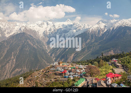 Beautiful view of Kalpa village (2960 m) and Kinnaur Kailash sacred peak (6050 m) at sunrise. Stock Photo