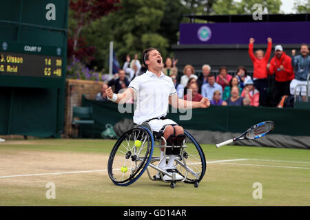 Gordon Reid celebrates winning the Gentlemen's Wheelchair singles final on day thirteen of the Wimbledon Championships at the All England Lawn Tennis and Croquet Club, Wimbledon. Stock Photo