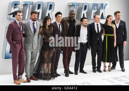London, UK. 12 July 2016. L-R: Zachary Quinto, Karl Urban, Sofia Boutella, John Cho, Idris Elba, Justin Lin, Simon Pegg, Lydia Wilson and Chris Pine. Red carpet arrivals for Star Trek Beyond. Paramount Pictures presents the European Premiere of Star Trek Beyond at the Empire Leicester Square. Credit:  Bettina Strenske/Alamy Live News Stock Photo