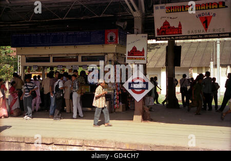 Andheri railway station Stock Photo