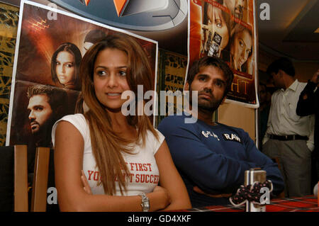 Sunil Shetty and Amrita Arora Stock Photo