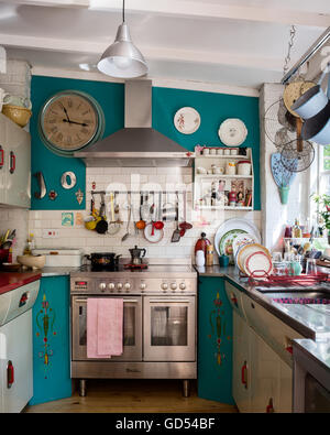 eclectic kitchen with 1950s english rose units and st giles blue by farrow ball wall - Eclectic Kitchen eclectic kitchen with 1950s english rose units and st giles blue by farrow ball wall - Eclectic Kitchen