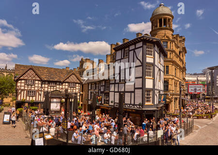 The Old Wellington Inn and Sinclairs Oyster Bar, popularly known as 'The Shambles' in Exchange Square Manchester, England Stock Photo