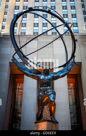 Atlas is a bronze statue in front of Rockefeller Center in midtown Manhattan, New York City. Stock Photo