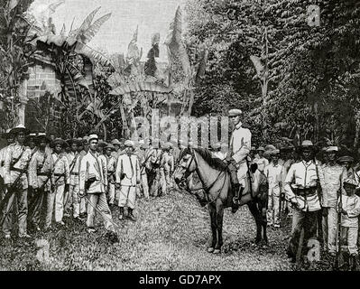 Philippine War of Independence. Officers and soldiers of the Tagalog army. Engraving of 'The Artistic Illustration,' 1899. Stock Photo