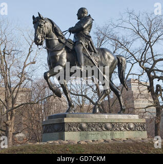 Canada Toronto Downtown Queen's Park Statue King Edward VII   bronze horse Stock Photo