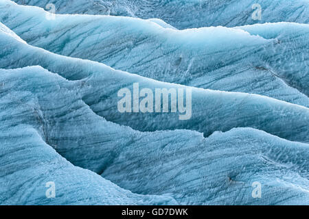 Beautiful blue ice patterns in the Skaftafellsjokul glacier, Iceland Stock Photo