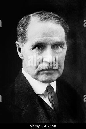 Andrew Bonar Law. Portrait of Andrew Bonar Law (1858-1923), British Conservative Prime Minister from October 1922 – May 1923. Photo from Bain News Service, c. March 1923 Stock Photo