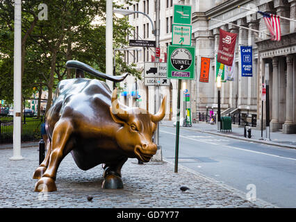 Charging Bull in the financial district of New York City, near Wall Street Stock Photo