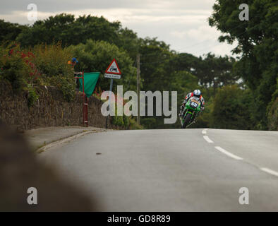 Castletown, Isle of Man, UK. 13th July, 2016. Darryl Tweed at Williams Corner- July 13. 2016 - Southern 100 Road Races, Billown Circuit, Castletown Isle of Man. Credit: Samuel Bay/Alamy Live News Stock Photo