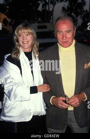 Feb. 27, 2006 - DARREN McGAVIN WITH HIS WIFE KATHIE BROWNE 05-1988 ...