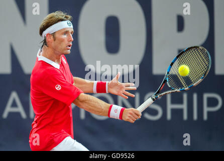 Hamburg, Germany. 14th July, 2016. Daniel Gimeno-Traver of Spain plays against Medvedev of Russia in a 2nd round match at the ATP Tour - German Tennis Championships at the Am Rothenbaum tennis court in Hamburg, Germany, 14 July 2016. Photo: DANIEL BOCKWOLDT/dpa/Alamy Live News Stock Photo