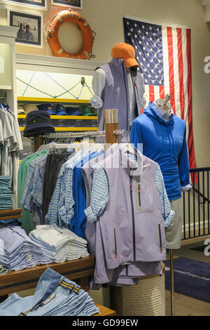 Vineyard vines grand clearance central