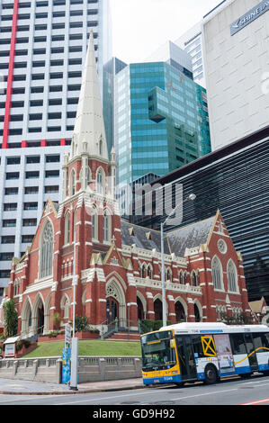 Albert Street Uniting Church with skyscrapers behind, Albert Street, Brisbane City, Brisbane, Queensland, Australia Stock Photo