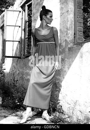 fashion, 60s, summer dress, a mdoel is wearing a summer dress from viscose in Empire style, Additional-Rights-Clearences-Not Available Stock Photo