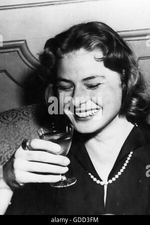 Swedish Actress Ingrid Bergman, 1915-1982. Swedish Actress With An ...