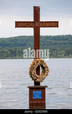 Ludwig II, 25.8.1845 - 13.6.1886, King of Bavaria 10.3.1864 - 13.6.1886, memorial cross for King Louis II, place of death, Lake Starnberg, Bavaria, Stock Photo