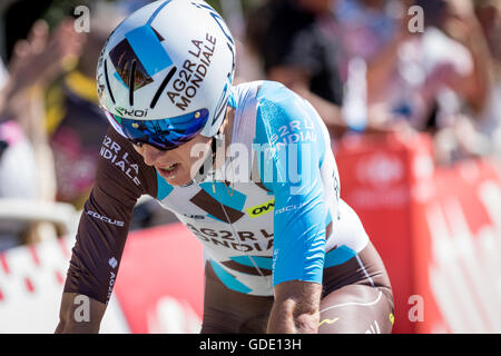 Vallon-Pont-d'Arc, France. 15th July, 2016. Romain Bardet (AG2R La Mondiale) finishes in 30th place. Bardet is currently the highest ranked French rider at the Tour, in 7th place, 4'04' behind GC leader Chris Froome (Team Sky).  John Kavouris/Alamy Live News Stock Photo