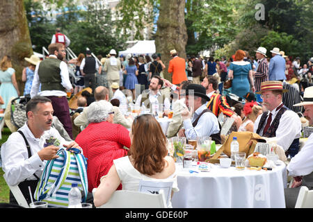 Bedford Square, London, UK. 16th July 2016. The Chap Olympiad takes place in Bedford Square. Credit:  Matthew Chattle/Alamy Live News Stock Photo