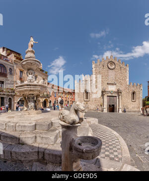 Piazza Duomo,Duomo di Taormina Stock Photo