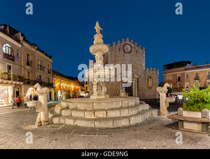 Piazza Duomo,Duomo di Taormina Stock Photo