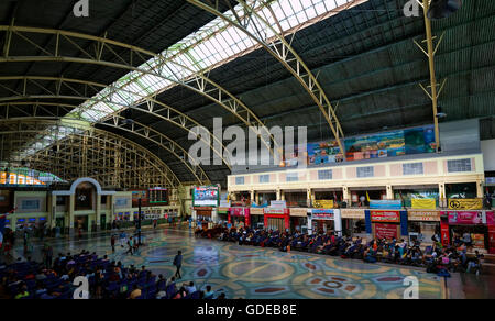 Interior of Hua Lamphong Railway Station, the main railway station in Bangkok, Bangkok, Thailand. Stock Photo