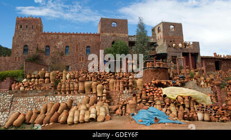 Marocco, Africa, pots infront of Hotel Stock Photo