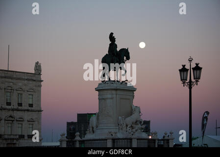 LISBON, Portugal - Statue of King Joseph I (1714-1777) by sculptor Joaquim Machado de Castro. It stands in the middle of the Praça do Comércio. Known as Commerce Square in English, Praça do Comércio is an historic square in the Pombaline Downtown district of Lisbon, next to the Tagus River. Stock Photo