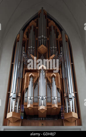 Reykjavik, Iceland: the concert organ of Hallgrimskirkja, the Luteran church of Hallgrimur, constructed by Johannes Klais Orgelbau in Bonn, Germany Stock Photo
